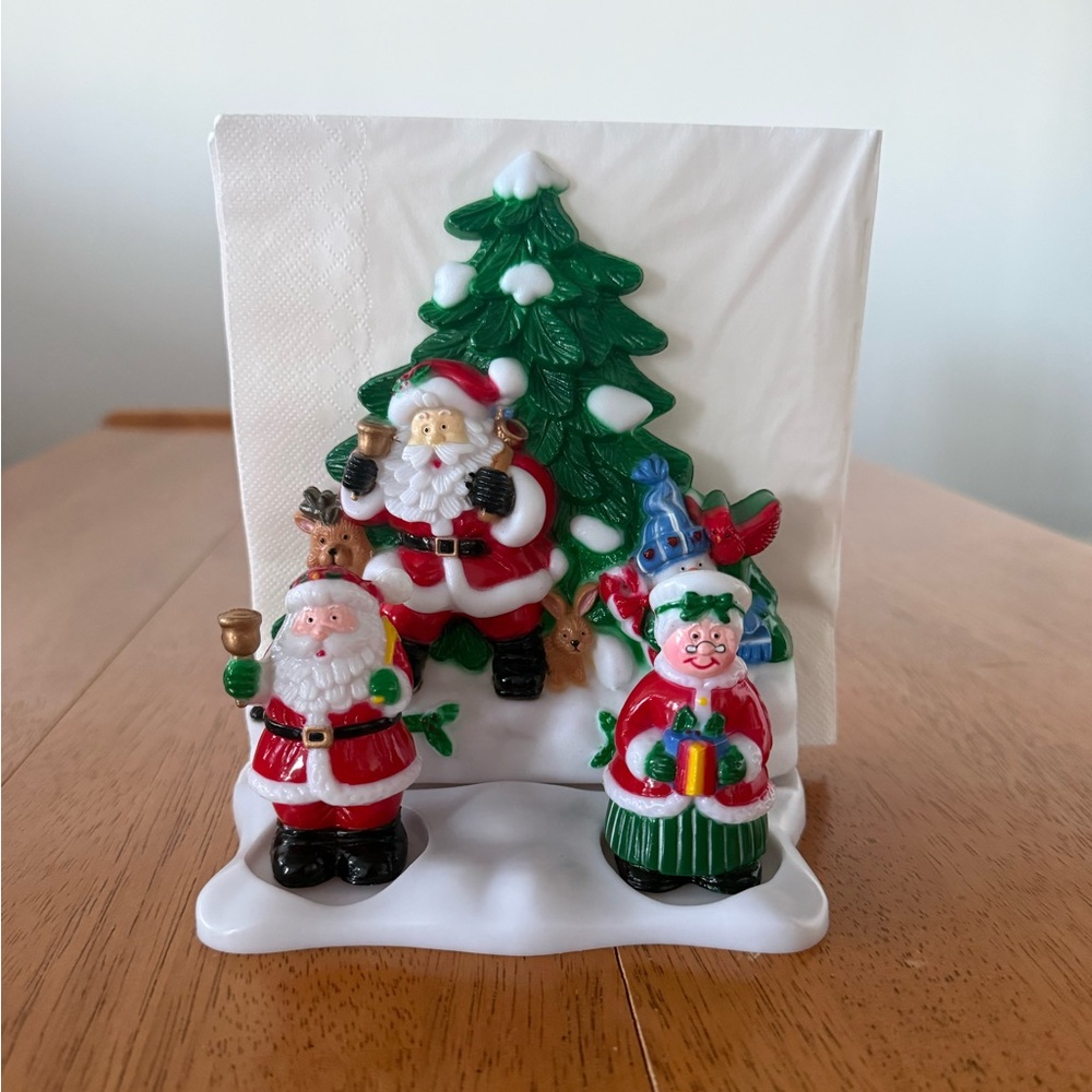 Vintage Christmas Santa Claus Napkin Salt Pepper Shaker Plastic Set